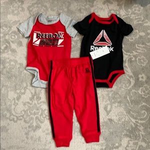 Baby Reebok set clothing